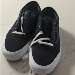 vans chima pro 2 gray